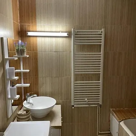 Apartament Downtown By Darius Bucureşti