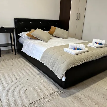 Apartment Downtown By Darius *